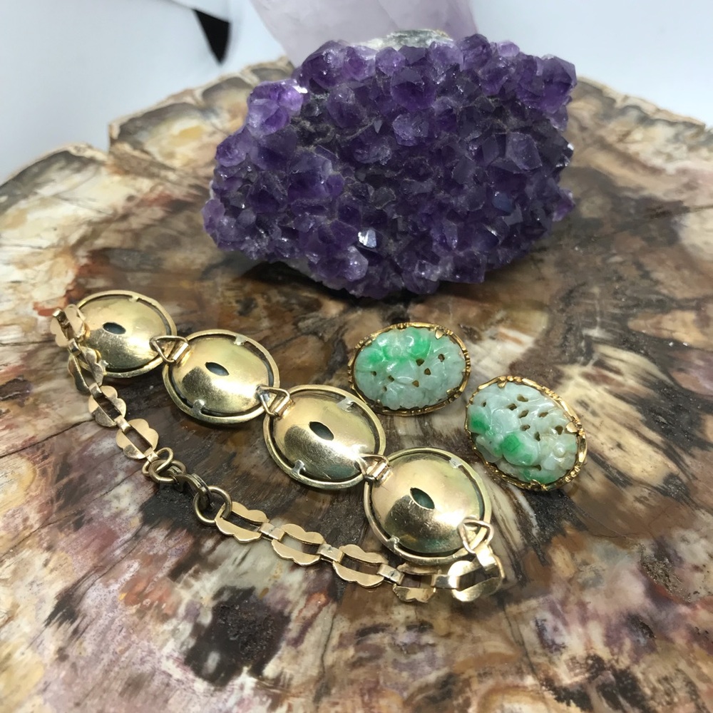 Vintage Gold & Jade Bracelet & Earrings- SOLD - Picture 3 of 4